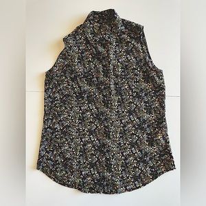 Banana Republic women’s sleeveless blouse floral print